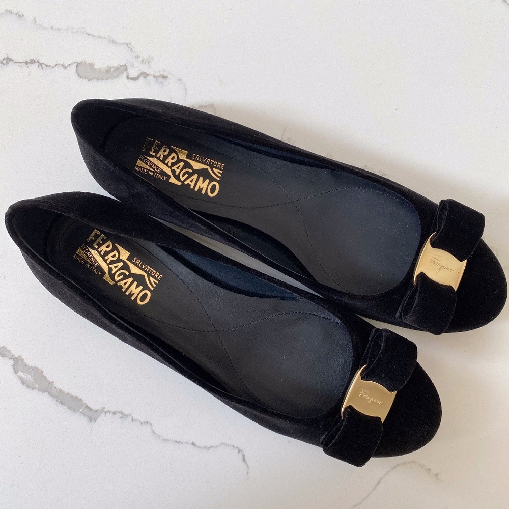 NEW Salvatore Ferragamo Suede Bow Ballet Flats 8.5
